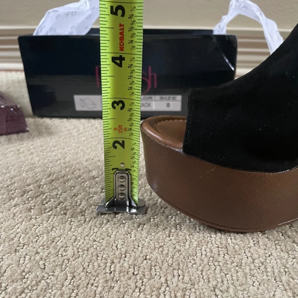 Refresh Black Faux Suede Platform Sandals (8) - Picture 6 of 7